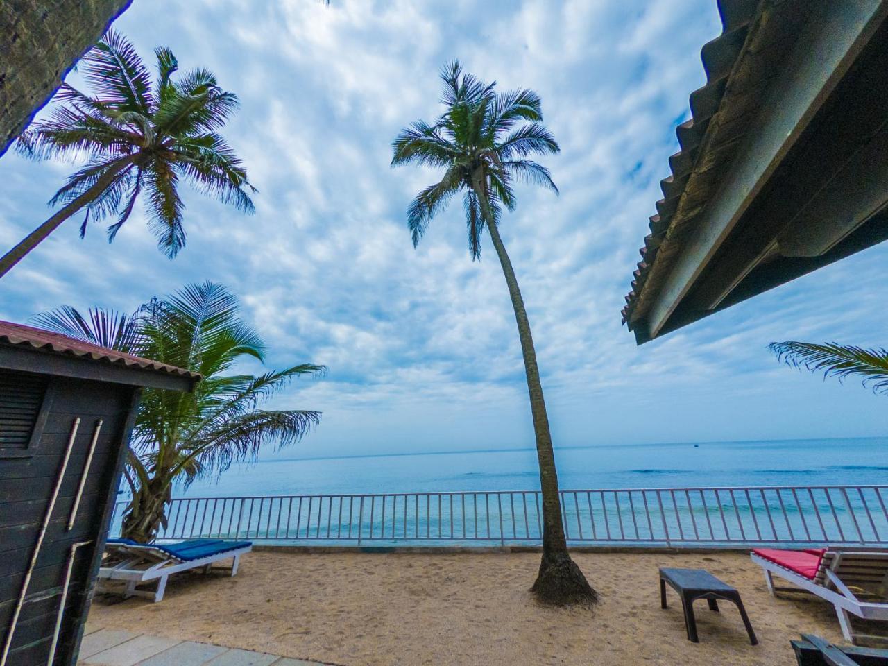 Vista Praia Beach Resort Anjuna Buitenkant foto