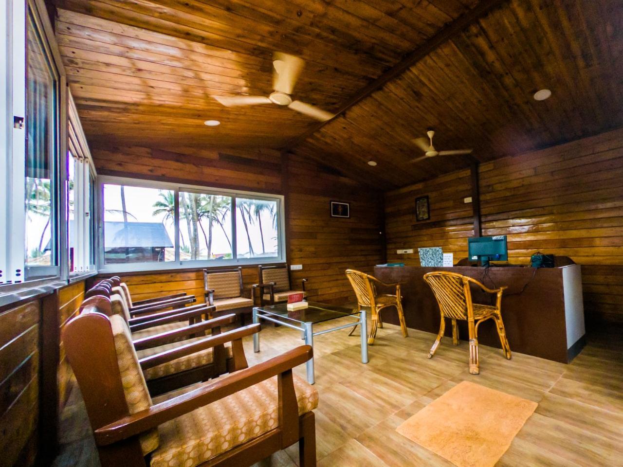 Vista Praia Beach Resort Anjuna Buitenkant foto